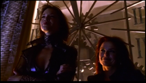 helena_huntress_ashley_scott_dina_meyer_oracle_birds_of_Prey